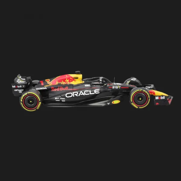 Автомодель із фігуркою Bburago Raсe — Red Bull Racing RB19 в асортименті (1:24) (18-28036)