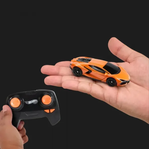 Машина на р/к Hot Wheels — Lamborghini Revuelto (HWW55) (Orange)
