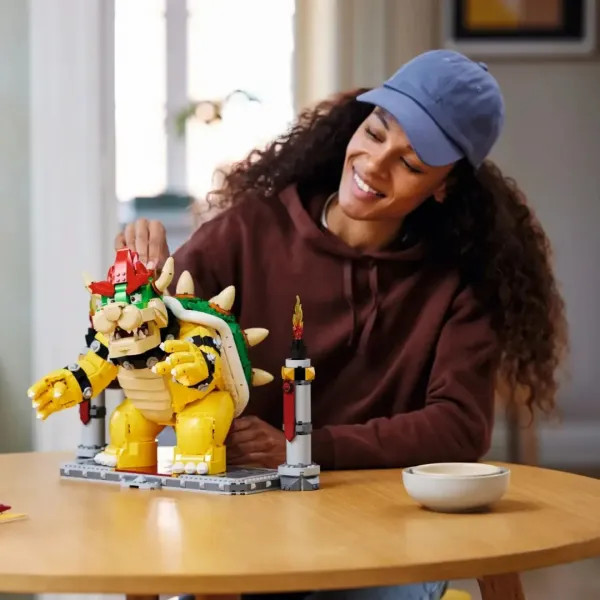 Конструктор LEGO Super Mario Могутній Боузер (71411)